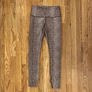 Varley sz XS Leopard Print Leggings brown tan great pre owned condition